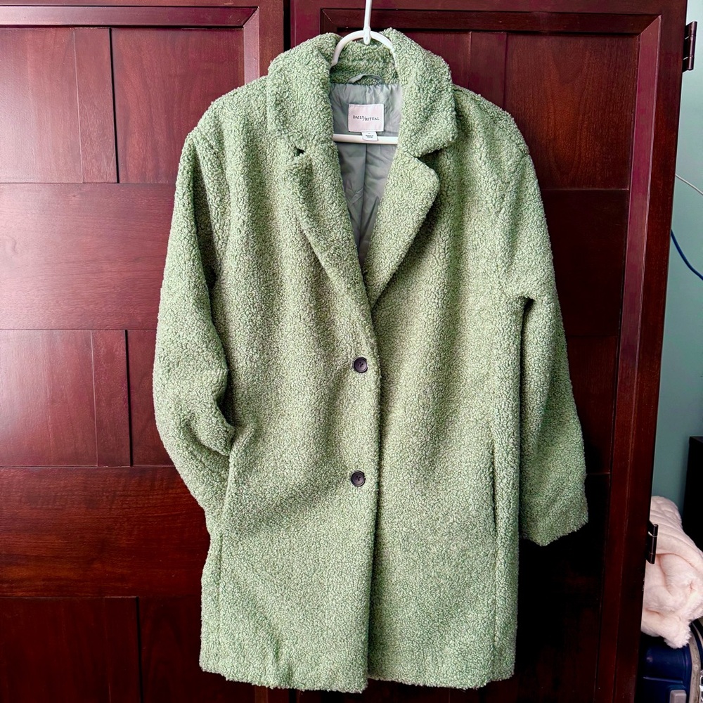 Daily Ritual Women's Green Teddy Coat XS
